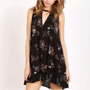 Free People Black Floral Sleeveless Bohemian Mini Dress Size Medium